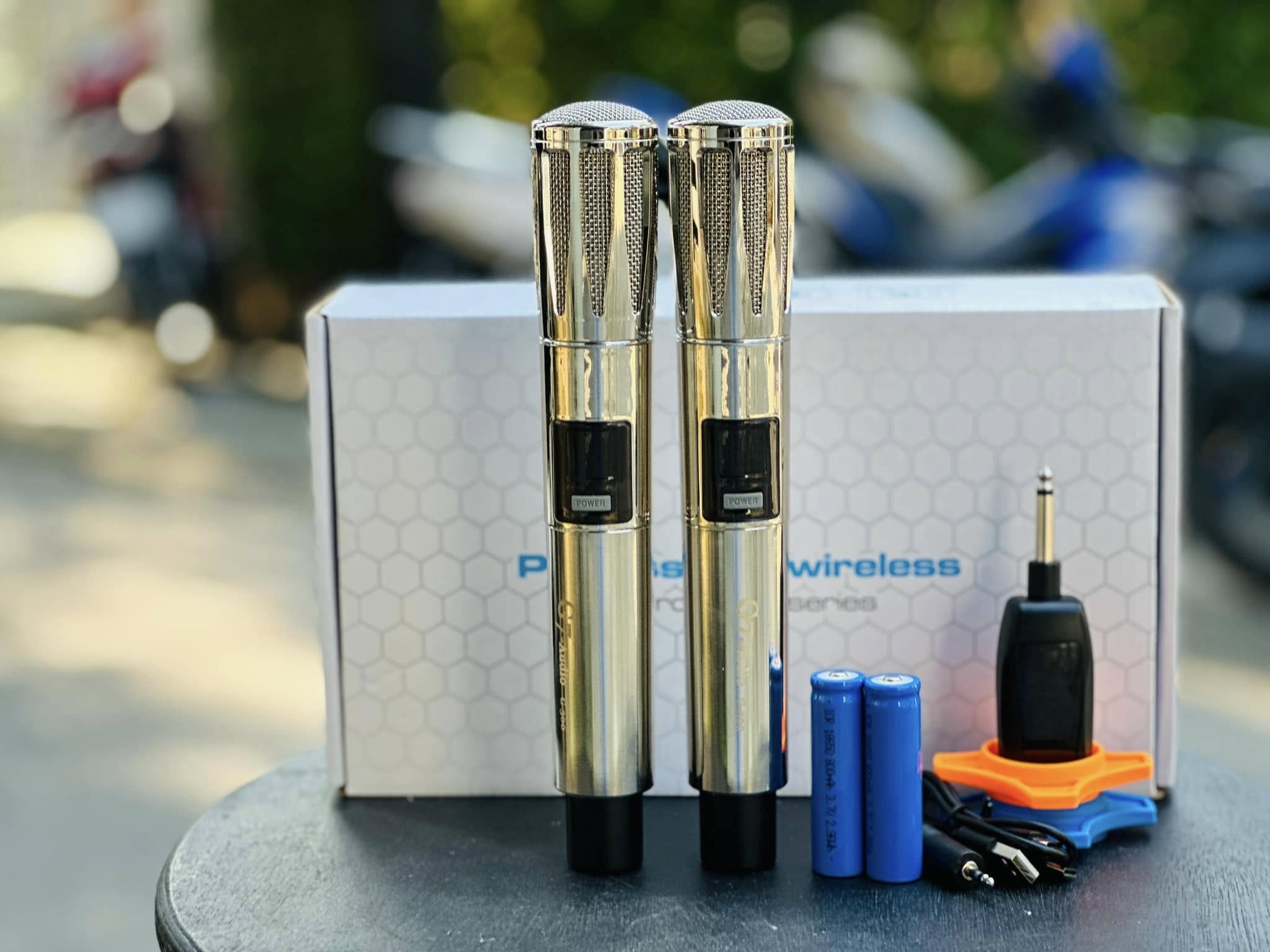 Micro không dây 2.4G G7Audio G300 (4) Micro không dây 2.4G G7Audio G300 (4)